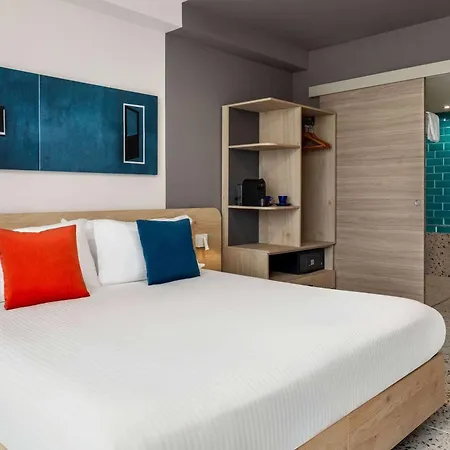 Quadro Hotel, Trademark Collection By Wyndham 3* Saint Julian's