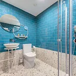 Quadro Hotel 3*